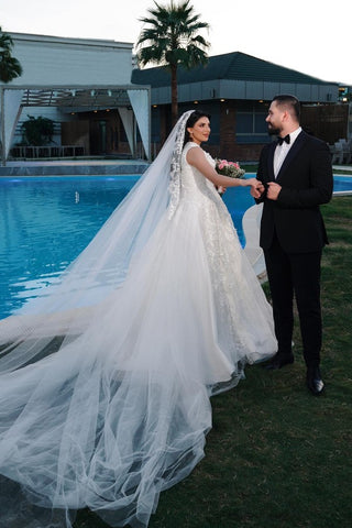 Princess Bridal Gown Sleeveless Long With Appliques