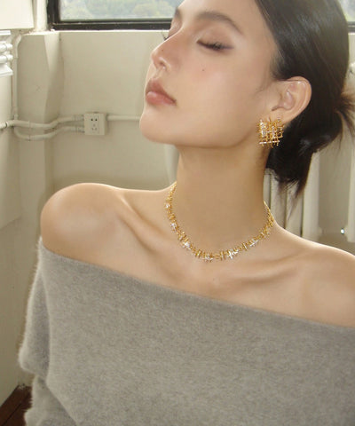 Fine Gold Metal Gem Stone Collar Necklace