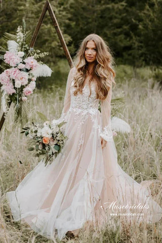 A-line V-neck Long Sleeves Beach Wedding Dresses With Lace Appliques