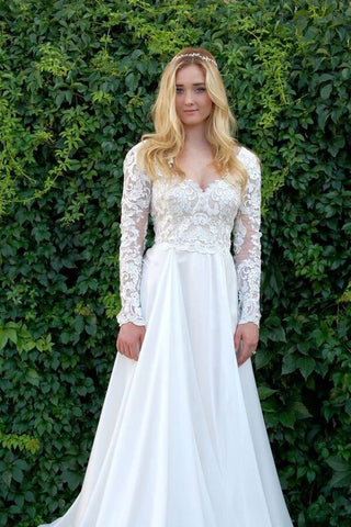 Chiffon A-line V-neck Long Sleeves Lace Appliques Wedding Dresses