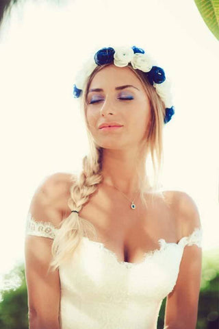 Chiffon Lace Off-the-Shoulder Beach Wedding Dresses With Side Slit, MW827