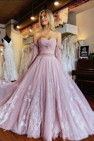 Tulle Two-Pieces Long Sleeves Prom Dresses With Appliques