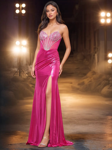 Luxuriöses Meerjungfrau-Abendkleid mit transparentem Oberteil und Schlitz