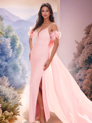 Luxuriöses Abendkleid im Meerjungfrauenstil mit Federblumen und abnehmbarer tiefer Taille