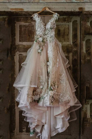 Elegant Tulle A-line V-neck Floral Lace Wedding Dresses, Bridal Gown