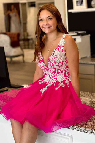 A-line V-Neck Tulle Homecoming Dress with Appliques