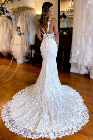 Gorgeous Mermaid Backless V-neck Lace Appliques Wedding Dresses