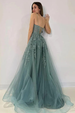 Tulle A-line Lace Appliques Spaghetti Straps Prom Dresses