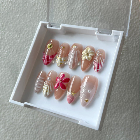 3D Shell Five Petal FlowerCarefully designed pure handmade press-on gel nails