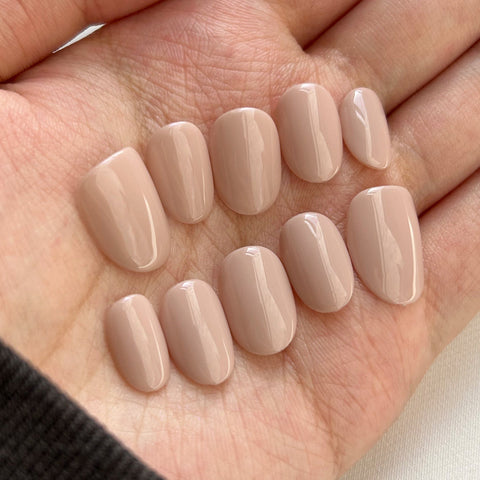 Milk Tea Colored Oval NailsCarefully designed pure handmade press-on gel nails