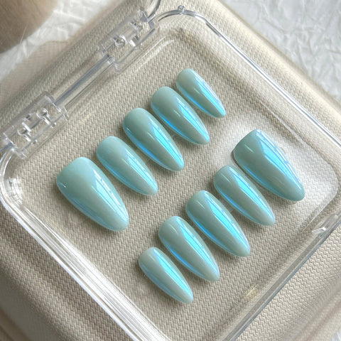 Light Blue Magic Mirror Pink Almond NailCarefully designed pure handmade press-on gel nails