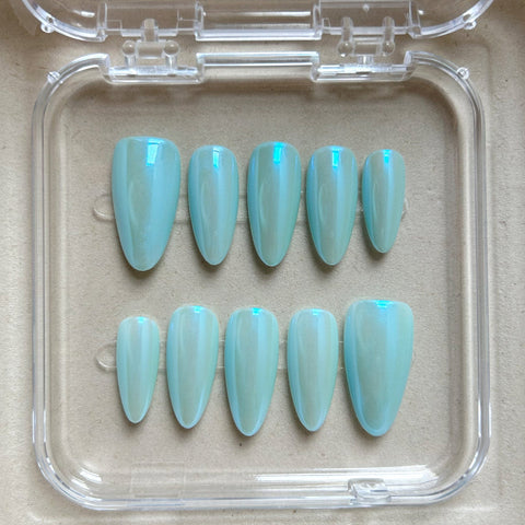 Light Blue Magic Mirror Pink Almond NailCarefully designed pure handmade press-on gel nails