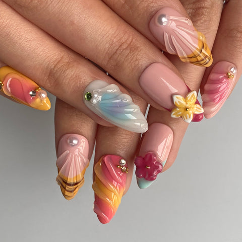 Pinky BlossomCarefully designed pure handmade press-on gel nails