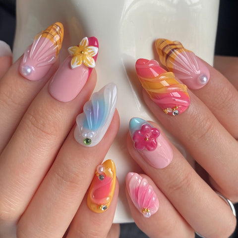 Pinky BlossomCarefully designed pure handmade press-on gel nails