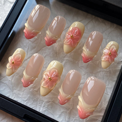 Orange Yellow ShellCarefully designed pure handmade press-on gel nails