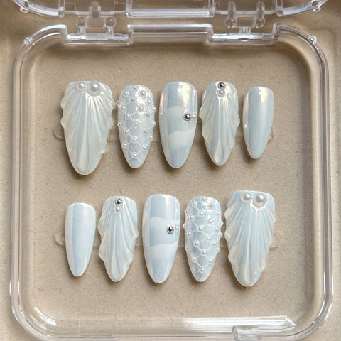 Pearl Mermaid NailCarefully designed pure handmade press-on gel nails