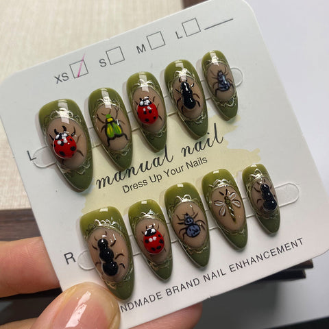 Insect PartyCarefully designed pure handmade press-on gel nails