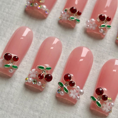 NewCherry Square NailCarefully designed pure handmade press-on gel nails
