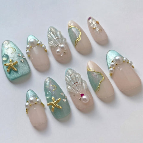 Bayside BlossomCarefully designed pure handmade press-on gel nails