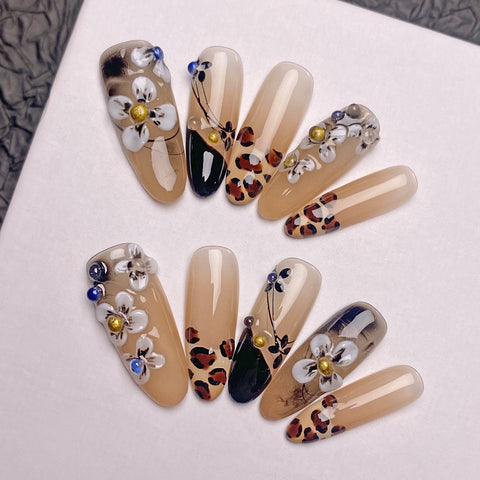 Hot SaleElegant Leopard Print Autumn 3D Long NailsHandmade Artificial Gel Nail Press-On Nails
