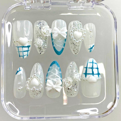 Hot SaleHeart RosesHandmade Artificial Gel Nail Press-On Nails