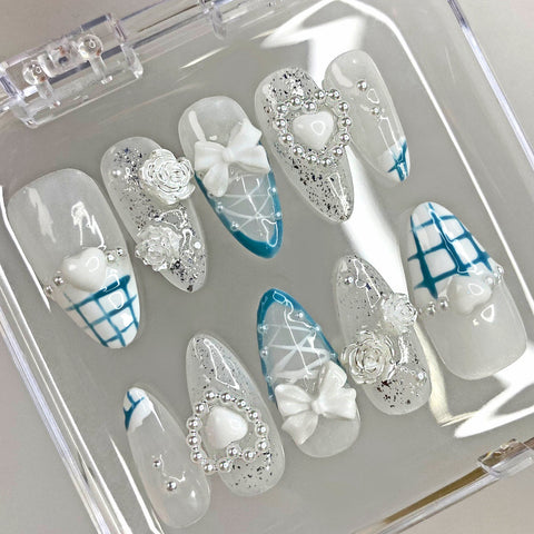 Hot SaleHeart RosesHandmade Artificial Gel Nail Press-On Nails