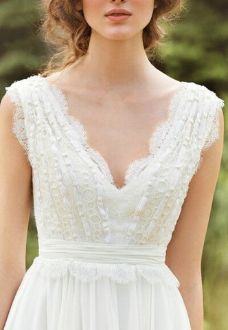 Elfenbeinfarbenes bodenlanges Chiffon-Spitzen-Brautkleid mit V-Ausschnitt, günstiges Brautkleid