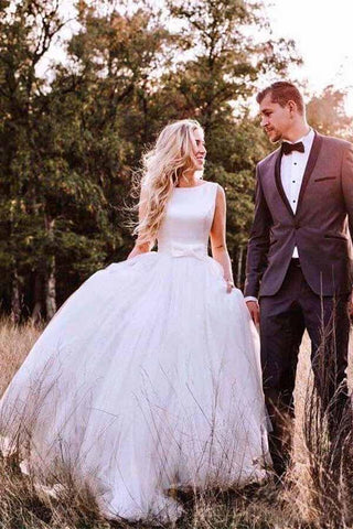 Elfenbeinfarbenes, rückenfreies A-Linien-Brautkleid aus Tüll, schlichtes Hochzeitskleid