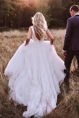 Elfenbeinfarbenes, rückenfreies A-Linien-Brautkleid aus Tüll, schlichtes Hochzeitskleid