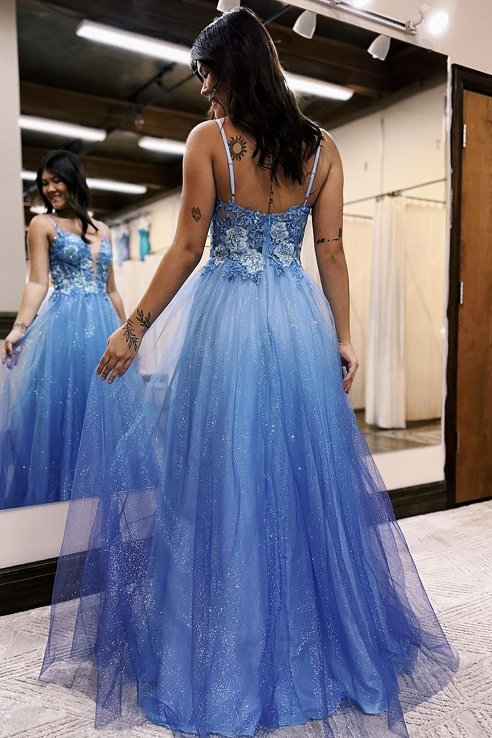 Blue Spaghetti Straps A-Line Tulle Long Corset Prom Dress with Appliques
