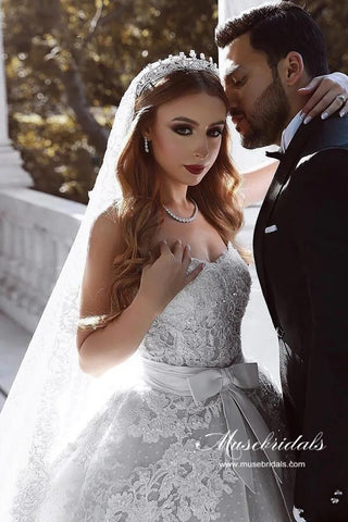 Luxury Tulle Ball Gown Sweetheart Wedding Dresses With Lace Appliques