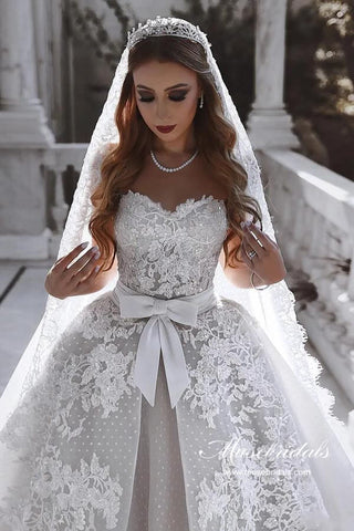 Luxury Tulle Ball Gown Sweetheart Wedding Dresses With Lace Appliques