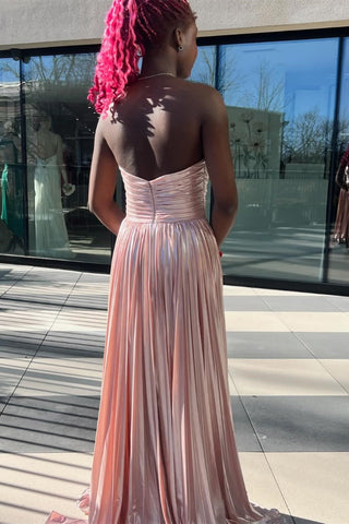 Grünes, metallisches, trägerloses, plissiertes A-Linien-Ballkleid