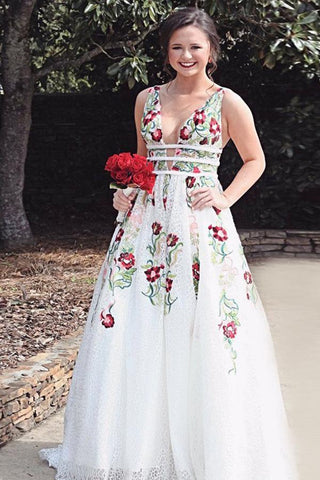 Lace A-Line V-Neck Prom Dresses With Embroidery Printed Evening Dresse