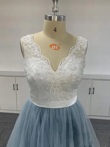 Tulle Embroidered Ombre Soft Lace V-neck Prom Dresses Formal Dresses