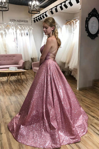Glitzerndes A-Linien-Ballkleid mit Spaghettiträgern, Schleppe und Taschen