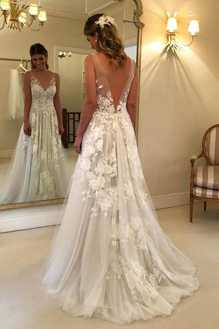 Gorgeous A-line Lace V-neck Tulle Long Wedding Dress with Appliques