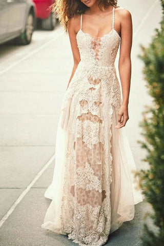 Robe de mariée de plage en tulle à bretelles spaghetti bon marché, robes de mariée avec appliques en dentelle
