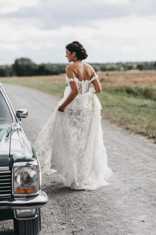 Off the Shoulder Lace Beach Wedding Dresses Rustic Boho Wedding Dress