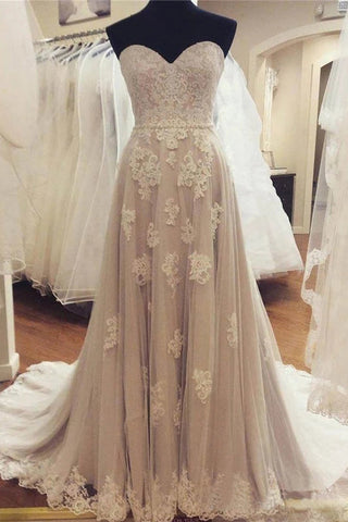 Spitze A-Linie Trägerlos Herzausschnitt Applizierte Brautkleider