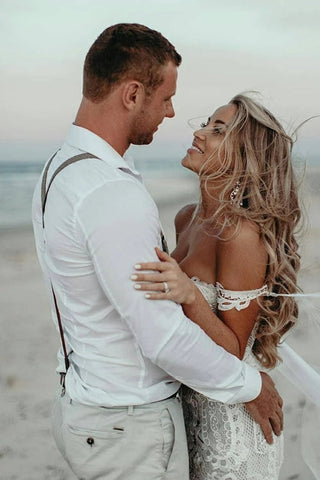 Sweetheart Sheath Lace Appliques Court Train Beach Wedding Dress