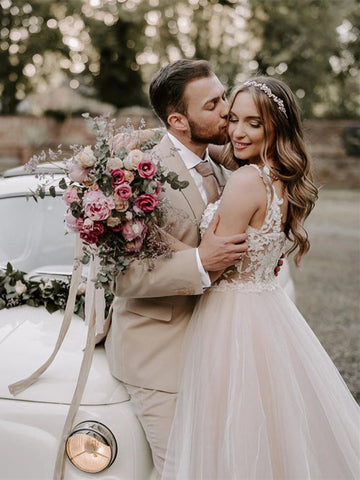 Wonderful Appliqued A-line Wedding Dresses With Cap Sleeves Tulle Gowns