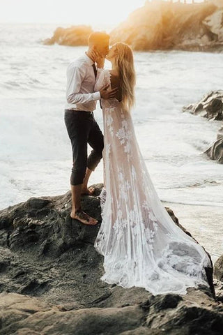 Wonderful Backless A-line Long Sleeves Wedding Dress Boho Bridal Gowns