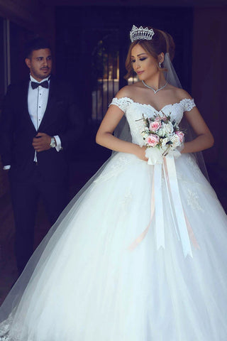 Simple Wedding Dresses Ball Gown Off-the-shoulder Floor-length Bridal Gown
