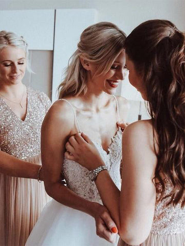 Unique A-line Tulle Spaghetti Straps Backless Wedding Dresses Online
