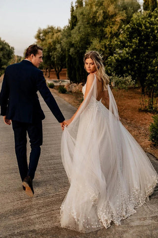 Tulle Open Back Spaghetti Straps Wedding Dresses Romantic Bridal Dresses