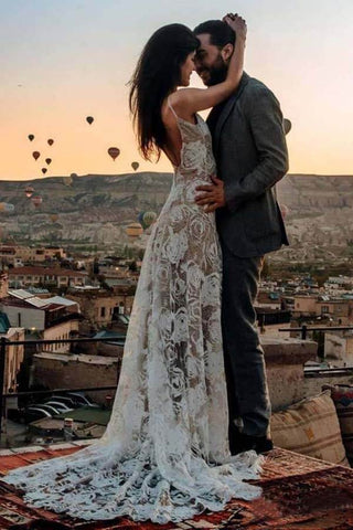 Boho Rose Lace Sweetheart Spaghetti Strap Beach Wedding Dresses