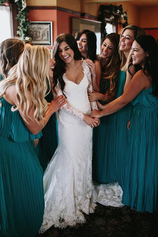 Gorgeous Mermaid V-neck Open Back Lace Long Sleeves Wedding Dresses with Train