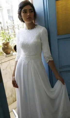 Schlichte bodenlange Chiffon-Brautkleider mit 3/4-Ärmeln und Spitzenoberteil