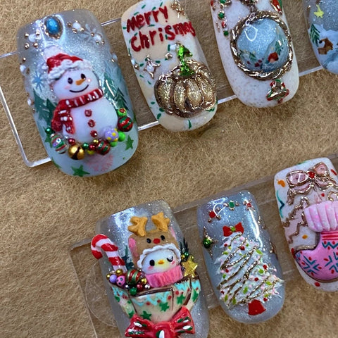 NewChristmas & SnowmanCarefully designed pure handmade press-on gel nails
